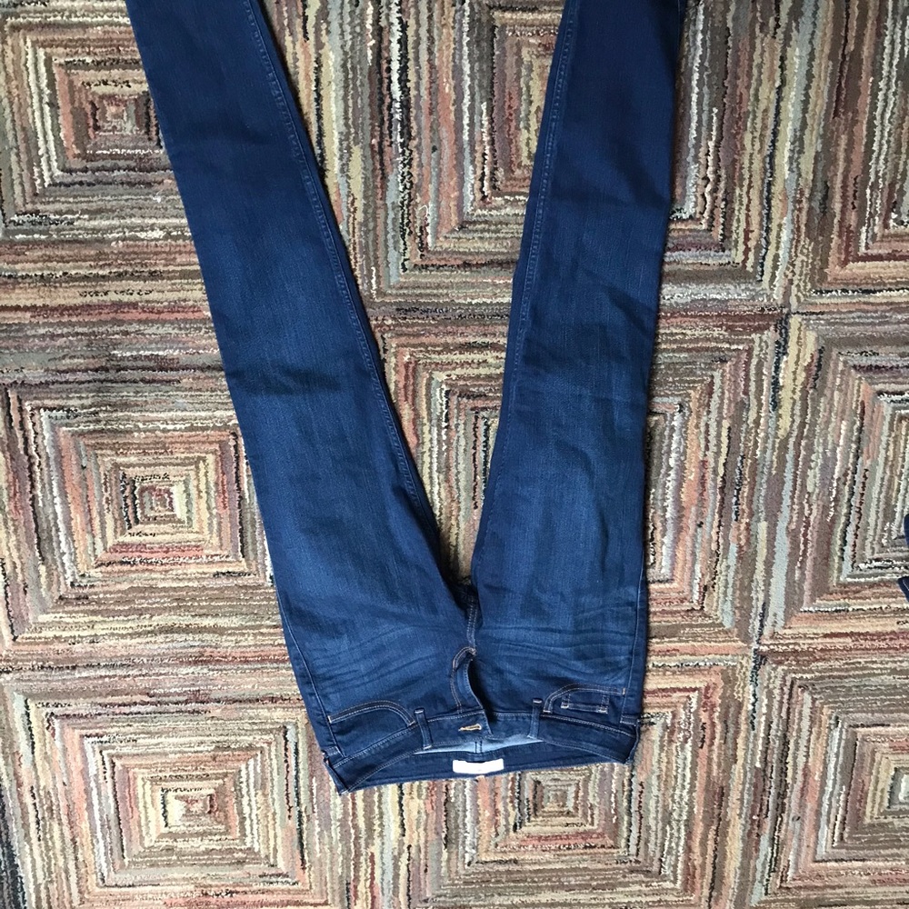 Skinny jeans